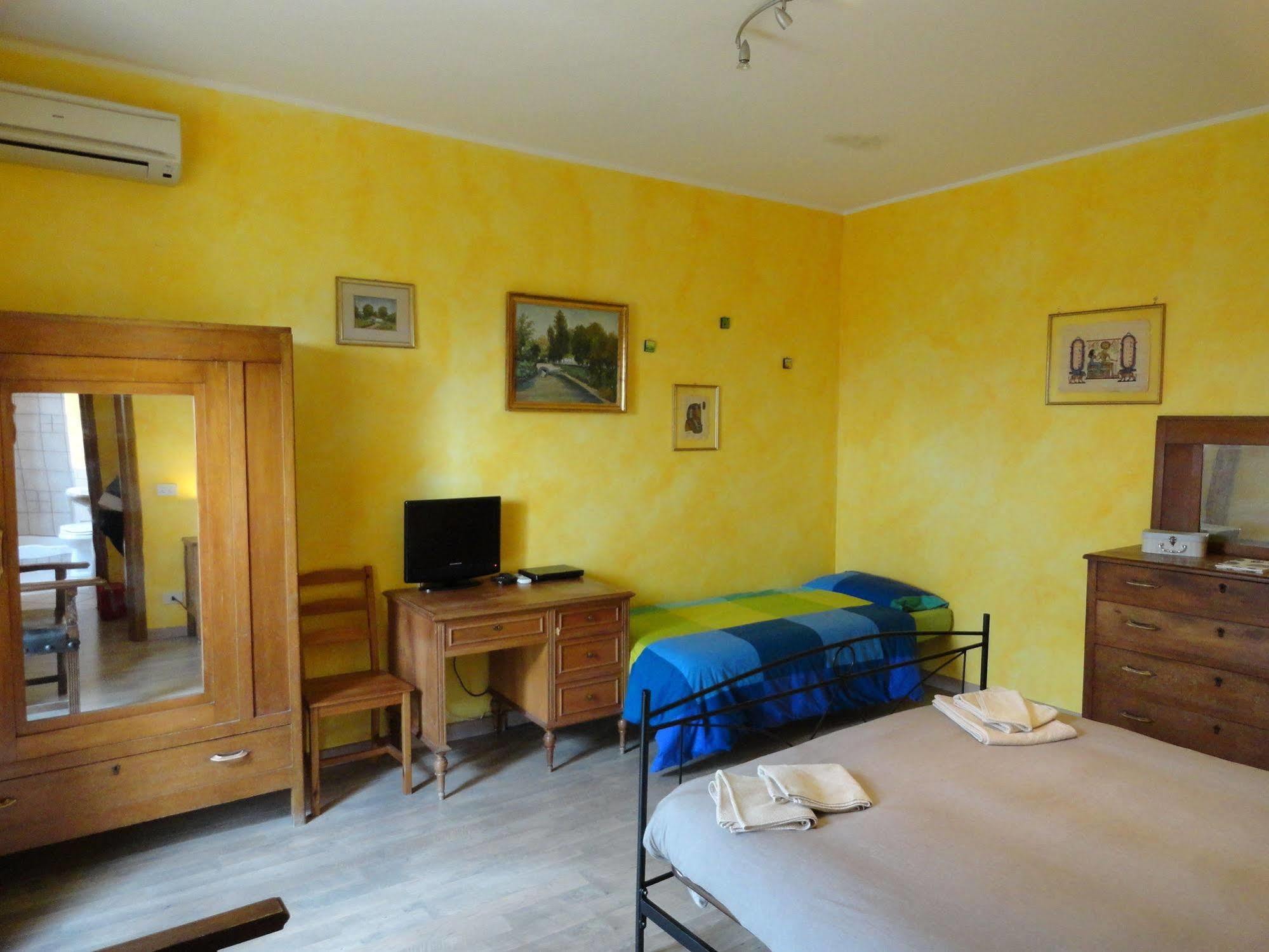 Casa Vacanza Spirito Libero Pianello  Exterior foto